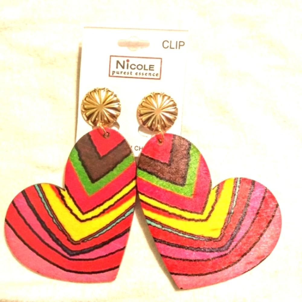 Wooden Heart shape Fashion Earrings.